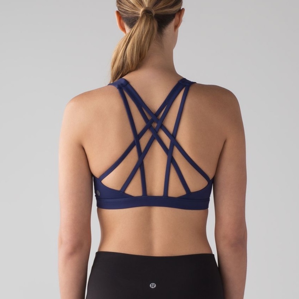 Lululemon Free to Be Serene Bra! BRAND NEW
